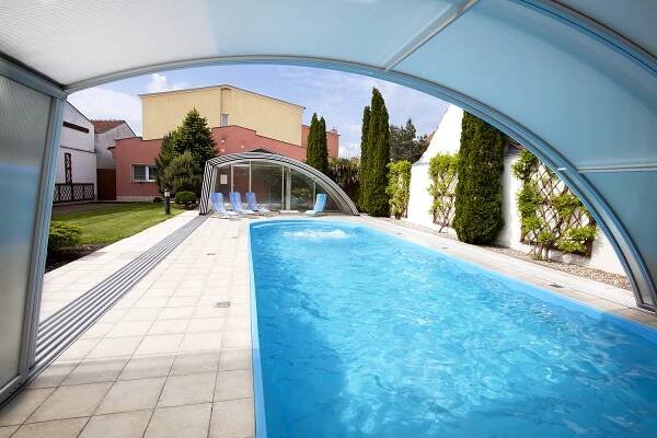 Hotel Akademie, Velké Bílovice, bazén