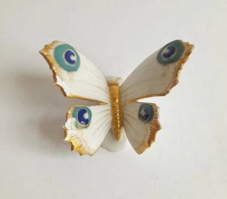 Porcelánová figurka - motýl KARL ENS - Starožitnosti a umění
