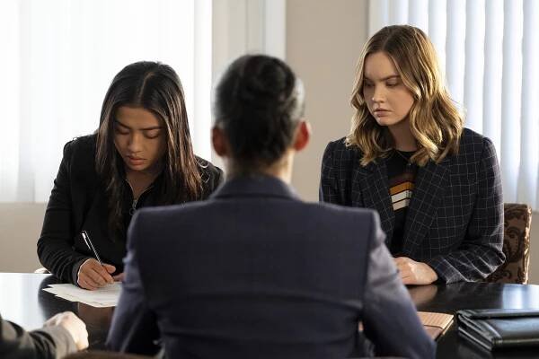Lehké jako pírko - …Free as a Bird - Z filmu - Brianne Tju, Liana Liberato