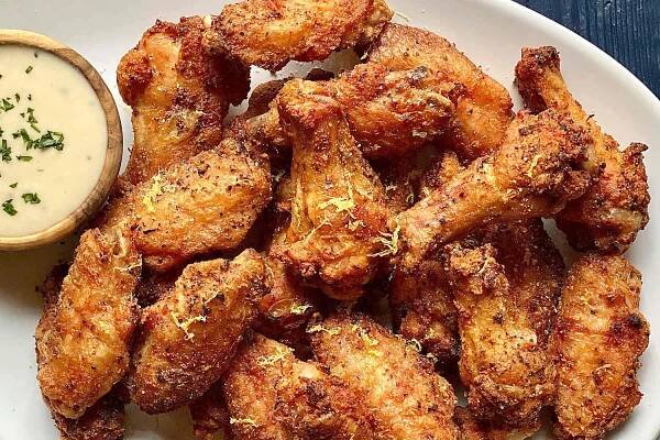 We’ve Got the Secret to the Crispiest Baked Chicken Wings