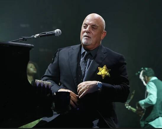 Billy Joel dons Jewish star against Neo-Nazis