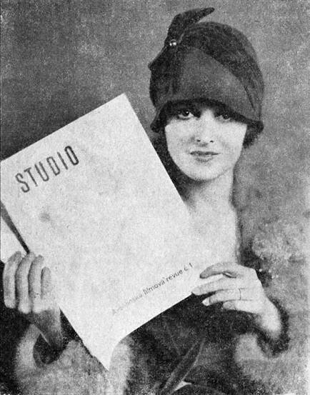 Soubor:Mary Astor 1928.jpg – Wikipedie