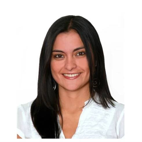 Fernanda M. Andrade