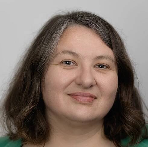 Mary Ann Clements Headshot