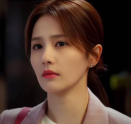 Bai Lu (actress) - Wikipedia