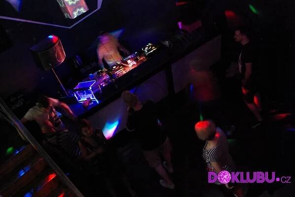 Párty CINDA WARM-UP PARTIES v klubu Yes! Club - DOKLUBU.cz