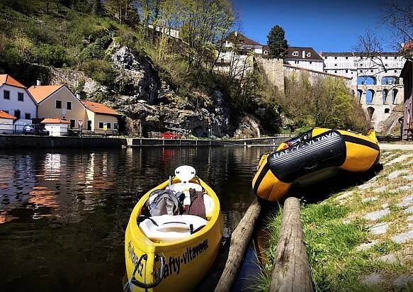 PŮJČOVNA LODÍ A RAFTŮ RAFTY VLTAVA ČESKÝ KRUMLOV│RAFTY VLTAVA PŮJČOVNA RAFTŮ LODÍ KANOÍ ČESKÝ KRUMLOV VYŠŠÍ BROD 