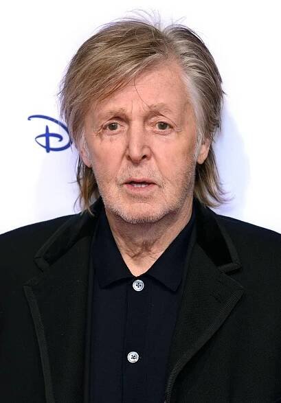 Paul McCartney slavil 83. narozeniny na jachtě: Skákal šipky do moře!