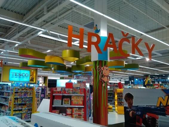 Tesco Letňany | Relycon.cz