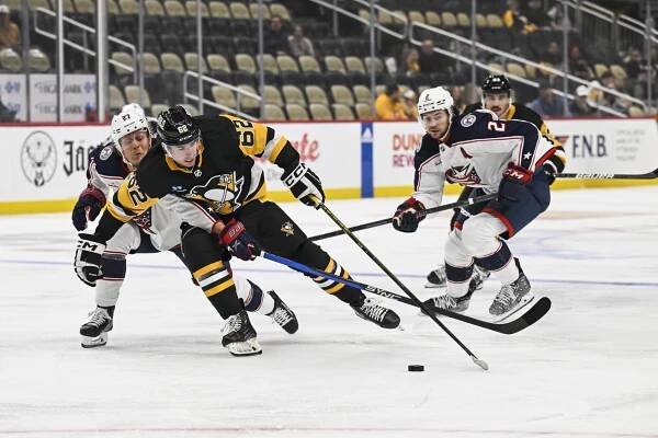 NHL: SEP 24 Blue Jackets (split squad) at Penguins (split squad)