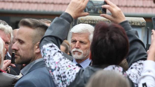 Prezident Petr Pavel s chotí přijedou v úterý do Pardubického kraje