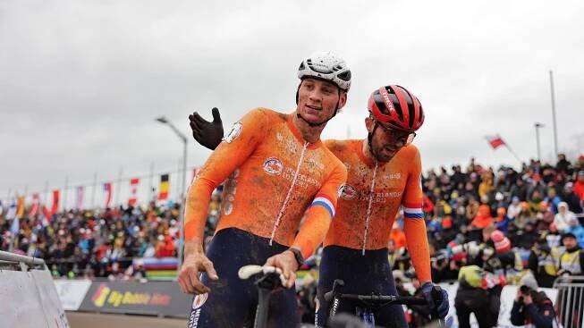 Mathieu van der Poel zakončil skvělou zimu šestým titulem! Č