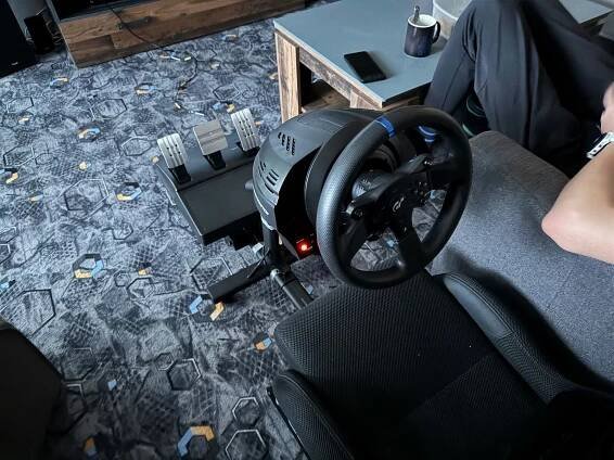 Recenze Thrustmaster T300 RS GT Edition | Alza.cz 