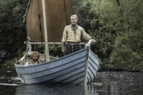 Hra o trůny - Zabij chlapce - Z filmu - Peter Dinklage, Iain Glen