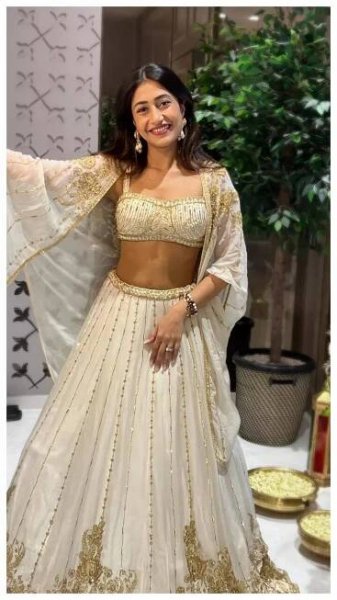 Dhanashree Verma’s Most Surreal Ethnic Looks That Spell Elegance