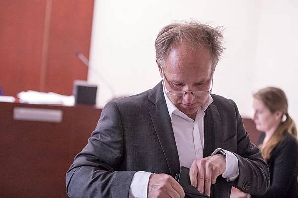 Forum24 před soudem | PrahaIN 
