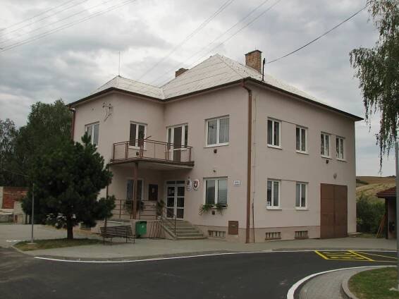 Soubor:Dražůvky - obecní úřad.JPG – Wikipedie