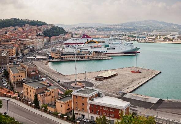 Přístavní město Ancona