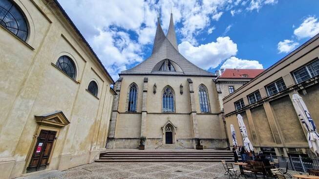 Klášter Na Slovanech (Emauzy) Praha (Klášter) • Mapy.com
