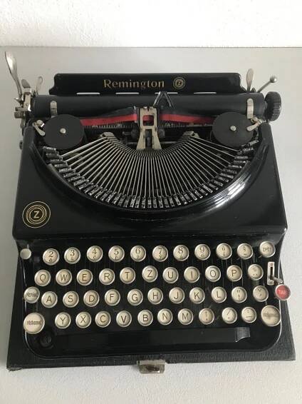 Starožitný kufříkový psací stroj Remington ČZB - Starožitnosti