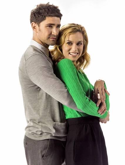 Matt Dallas, Hilarie Burton - Naughty or Nice - Promo