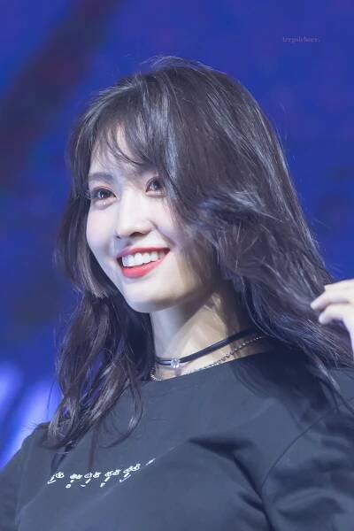 190629 - Smiling Momo : r/twice