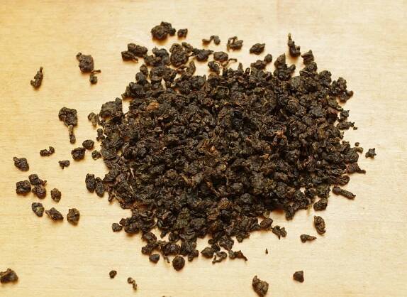 2025 Mingjian Jia Ye Long Wu Long Cha – GABA oolong čaj