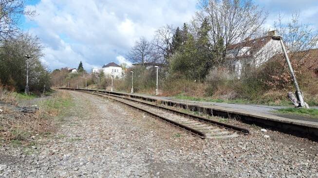 Objektivem čtenáře: Rok poté. Jak vypadá okolí bývalé zastávky Praha-Strašnice?