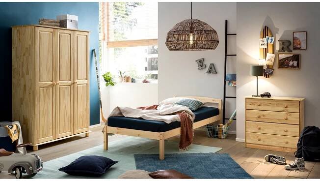 Skříň 3dveřová 8863 lakovaná - IDEA Nábytek
