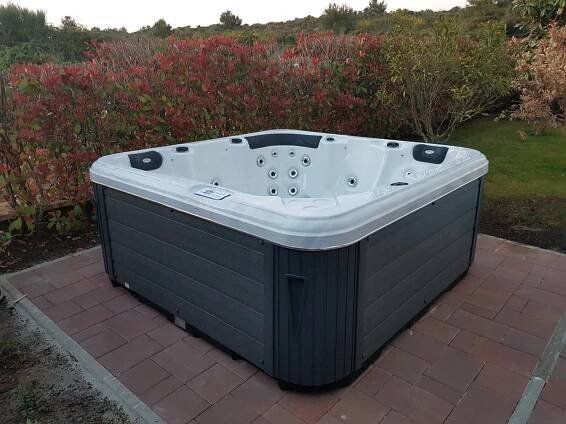 Jacuzzi i Swim Spa Jakuzi | Gradnja Bazena