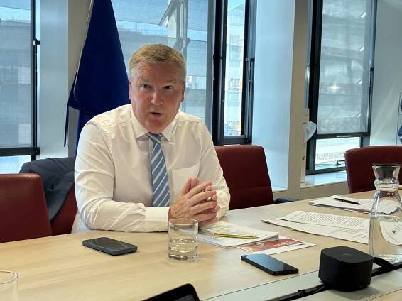 EU-Kommissar McGrath: Chinesische Online-Händler müssen EU-Regeln einhalten