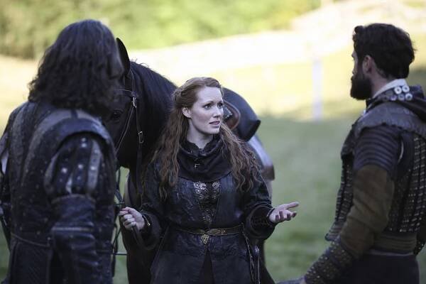 Galavant - Giants vs. Dwarves - Z filmu - Clare Foster