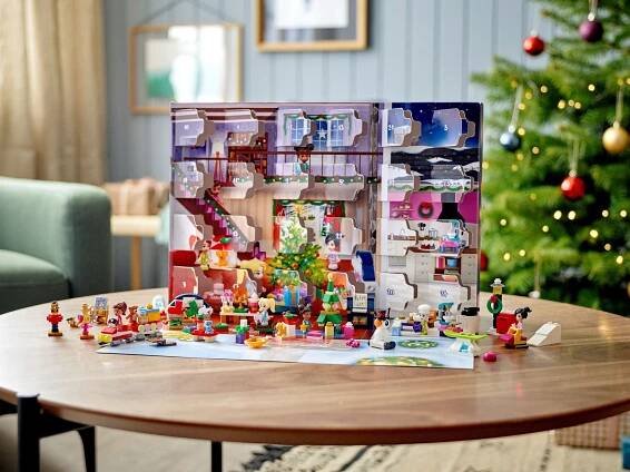LEGO® 41690 Friends™ Adventní kalendář