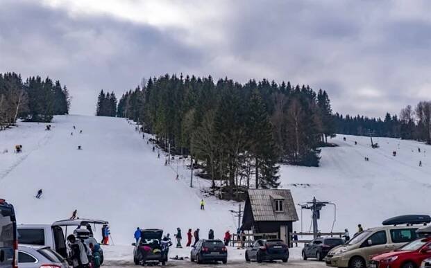„Was ist das?“ Nejen Němci žasnou nad cenami ve ski areálu v Krušných horách