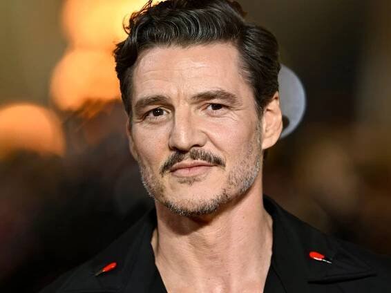 Only Pedro Pascal could rock this over the top mixed-print look: See his latest outfit