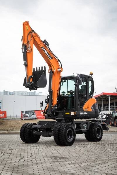 Minibagr DOOSAN DX57W-7 - Obrázek 6
