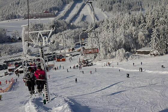 Služby Ski Arena R3 Ramzová – Lyžování, půjčovna, kurzy