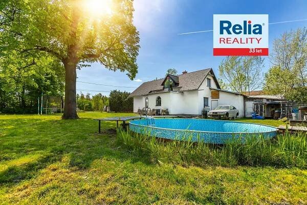 RD téměř bez sousedů, ve slepé ulici okrajové části Hradce Králové, 740 m2 | Reality.iDNES.cz 