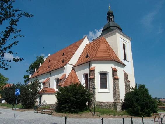 Soubor:Vlašim - kostel sv. Jiljí.jpg – Wikipedie
