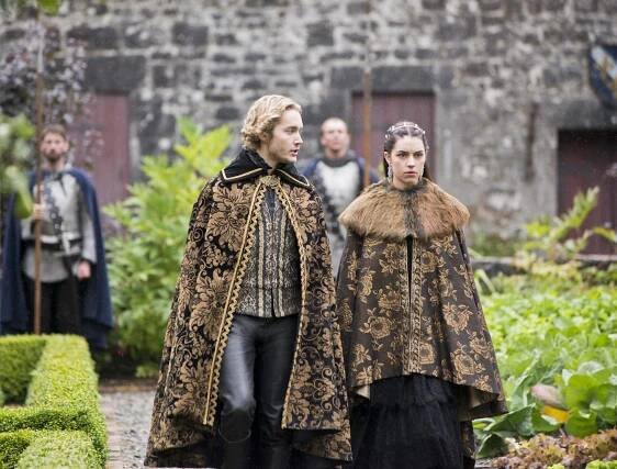 Království - Poprava - Z filmu - Toby Regbo, Adelaide Kane