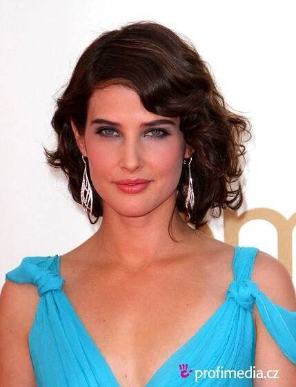 Cobie Smulders - celebrity účes - HappyHair