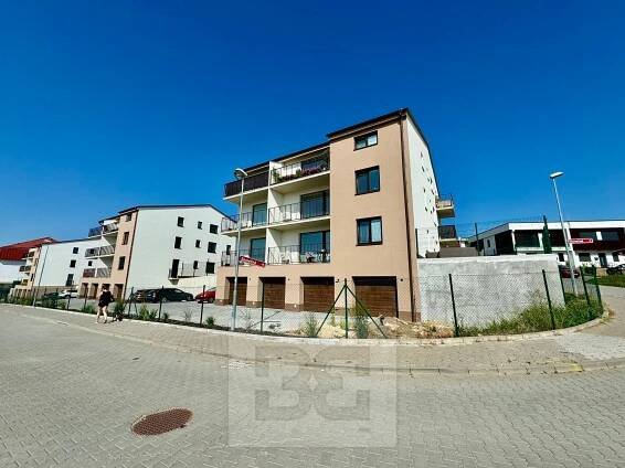 Pronájem byty 2+kk, 56 m2 - Rosice