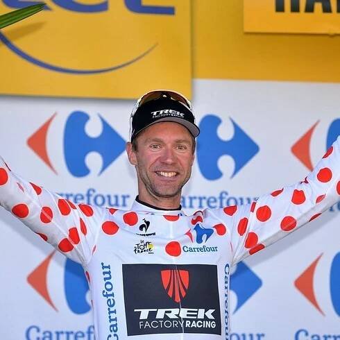 Voigt při loučení s cyklistikou poschovává fanouškům suvenýry