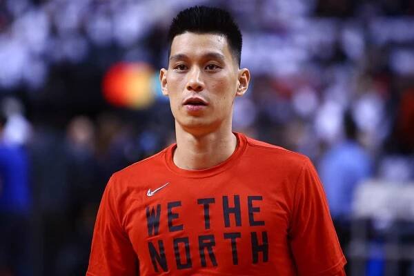Jeremy Lin Says He's Been Called 'Coronavirus' on the Court, Speaks Out About Anti-Asian Racism
