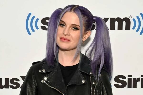 Kelly Osbourne visits SiriusXM Studios on May 11, 2023