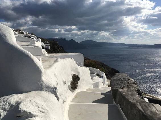 Santorini trek – Fira – Oia – Sestry na cestách