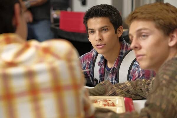 Cobra Kai - Udeř první - Z filmu - Xolo Maridueña, Jacob Bertrand
