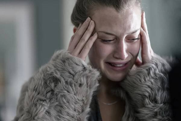 Most - Epizoda 3 - Z filmu - Julia Ragnarsson