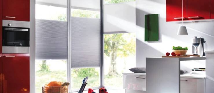 Látkové žaluzie Plisé | Linie Design Studio | Blinds design, Blinds, Living room blinds