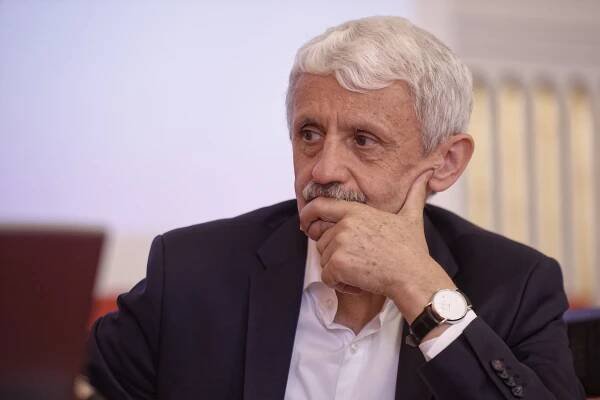 DZURINDA: CHCEM DOTIAHNUŤ EURÓPSKU ÚNIU NA SLOVENSKO
